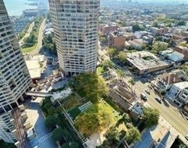 7000 Blvd East - Photo Thumbnail 2