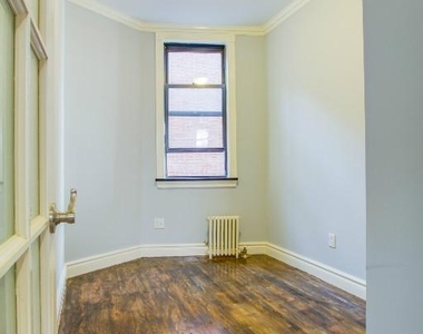 Copy of 330 East 35th Street, Unit 62 - Photo Thumbnail 7