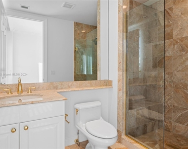 13621 Deering Bay Dr - Photo Thumbnail 26