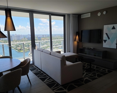 4010 S Ocean Dr - Photo Thumbnail 7