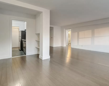 East 34th Street - Photo Thumbnail 2