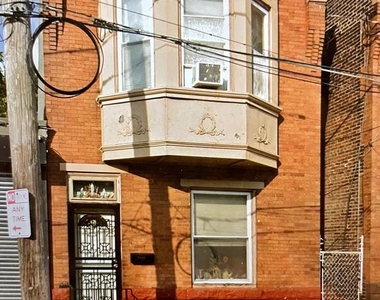 1943 E Willard St - Photo Thumbnail 0