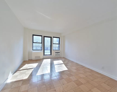 236 East 36th Street - Photo Thumbnail 0