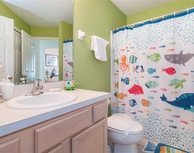 8544 Sunrise Key Drive - Photo Thumbnail 14