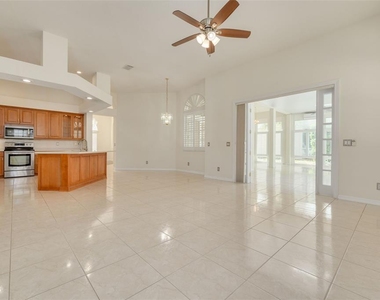 3713 Siena Lane - Photo Thumbnail 13