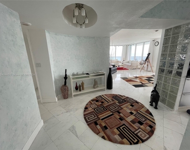 2751 S Ocean Dr - Photo Thumbnail 26