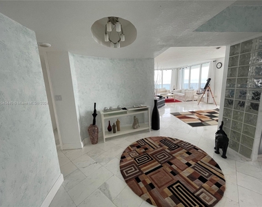 2751 S Ocean Dr - Photo Thumbnail 27