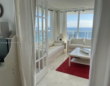 2751 S Ocean Dr - Photo Thumbnail 7