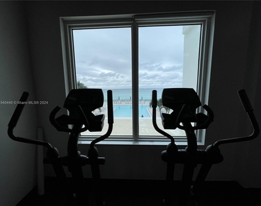 2751 S Ocean Dr - Photo Thumbnail 57