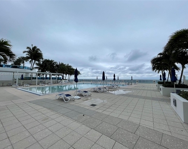 2751 S Ocean Dr - Photo Thumbnail 50