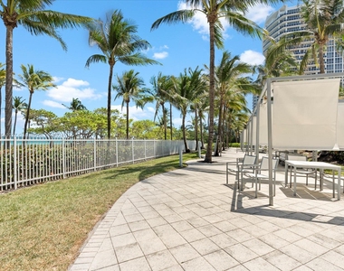 10275 Collins Ave - Photo Thumbnail 25