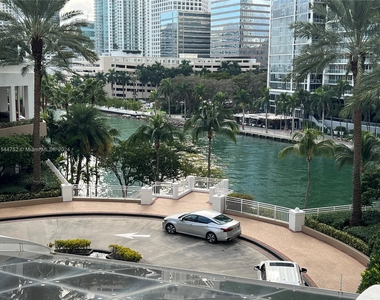 901 Brickell Key Blvd - Photo Thumbnail 5