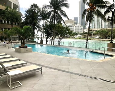 901 Brickell Key Blvd - Photo Thumbnail 15