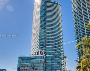 888 Biscayne Blvd - Photo Thumbnail 4