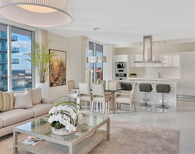 300 Sunny Isles Blvd - Photo Thumbnail 11