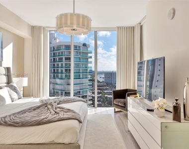 300 Sunny Isles Blvd - Photo Thumbnail 27