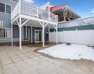 145 George St - Photo Thumbnail 5