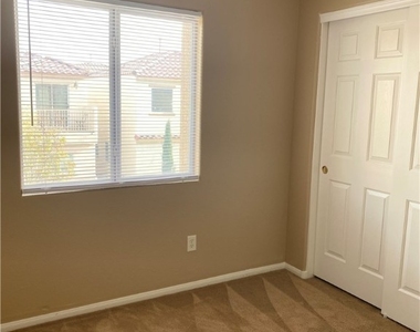 4055 Asante Cove Street - Photo Thumbnail 15