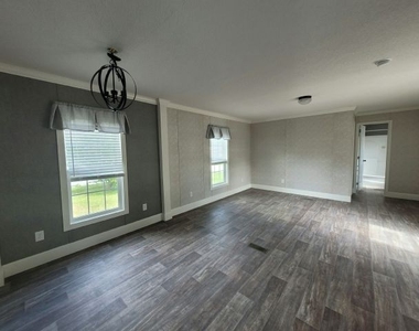 1830 Daffodil Ave - Photo Thumbnail 1