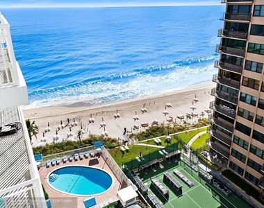 3850 Galt Ocean Drive - Photo Thumbnail 32