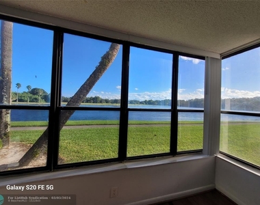 2767 S Carambola Cir - Photo Thumbnail 4