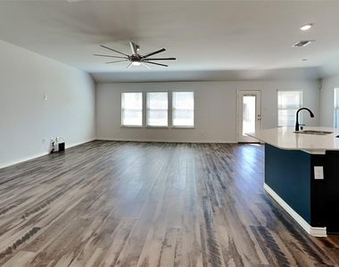 3605 Sabine Drive - Photo Thumbnail 1