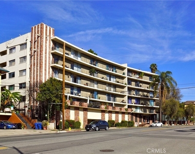 2260 N Cahuenga Boulevard - Photo Thumbnail 1