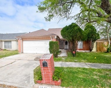 13434 Agarita Lane - Photo Thumbnail 2