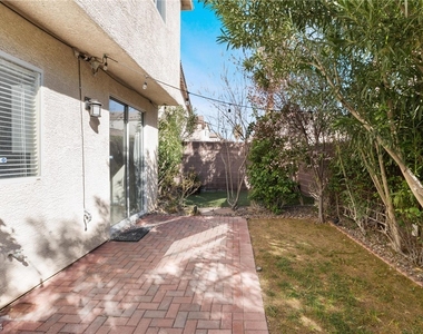 2690 Heathrow Street - Photo Thumbnail 28