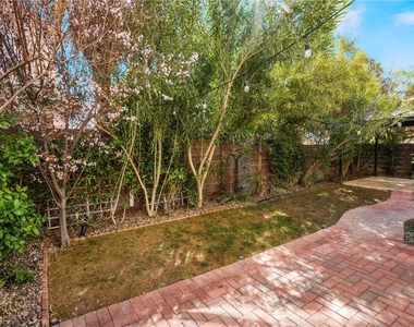 2690 Heathrow Street - Photo Thumbnail 26