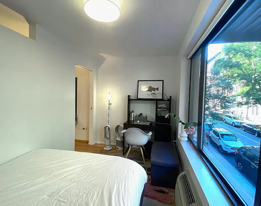 212 East 10th Street - Photo Thumbnail 1