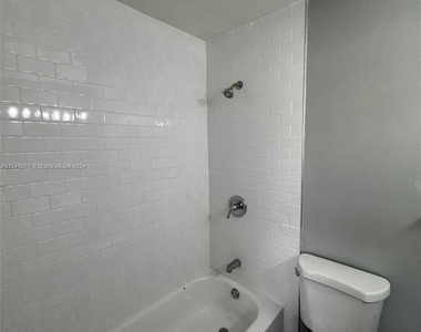 2780 W 63 St - Photo Thumbnail 5