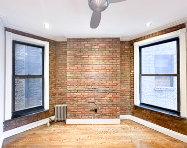 3 West 103rd Street - Photo Thumbnail 1