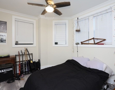 3839 N. Greenview, Unit J - Photo Thumbnail 17