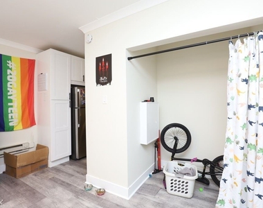 3839 N. Greenview, Unit M - Photo Thumbnail 9