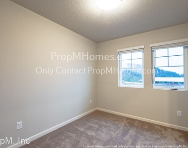 12019 Se High Creek Road Unit B - Photo Thumbnail 16