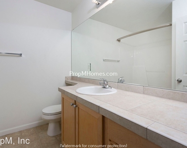 10336 Ne Snoqualmie Street - Photo Thumbnail 7