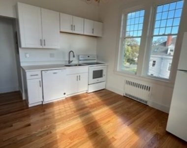 252 Ocean St - Photo Thumbnail 5