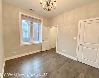 317 W Evergreen Ave - Photo Thumbnail 8