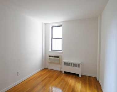 104 East 31st Street - Photo Thumbnail 6