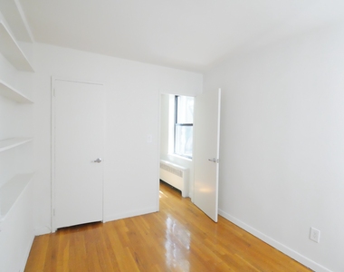 104 East 31st Street - Photo Thumbnail 4