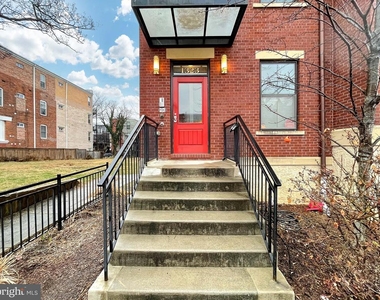 1323 Girard St Nw - Photo Thumbnail 4