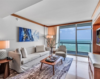 6801 Collins Ave - Photo Thumbnail 4