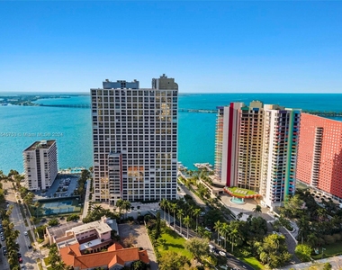 1541 Brickell Ave - Photo Thumbnail 35