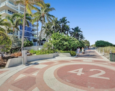 4201 Collins Ave - Photo Thumbnail 48