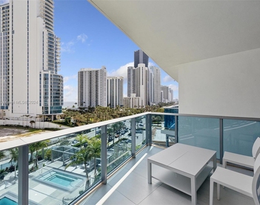 17550 Collins Avenue - Photo Thumbnail 37