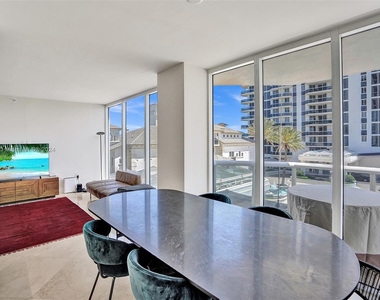 4779 Collins Ave - Photo Thumbnail 1