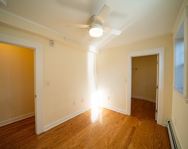 219 Commonwealth Ave - Photo Thumbnail 7