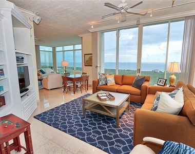 7515 Pelican Bay Blvd - Photo Thumbnail 5