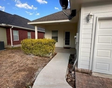 1635 Hanz Drive - Photo Thumbnail 20